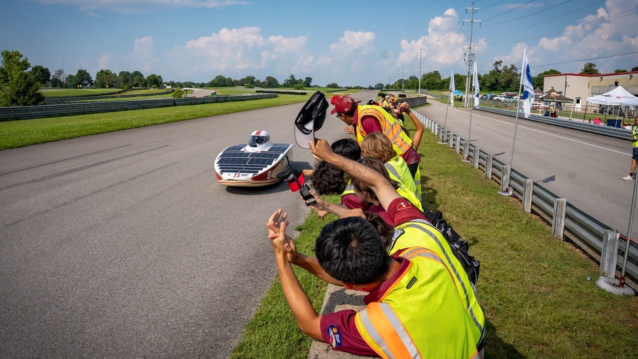 Stanford Solar Car Project_Cheering