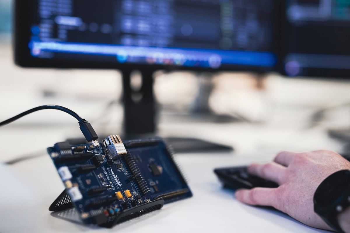 Arm Cortex-M3 및 -M4 애플리케이션에서 버그 찾기